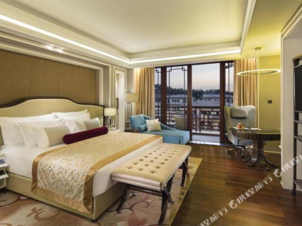 Grand Bay Hotel Beijing Xiaotangzhuang Exterior photo