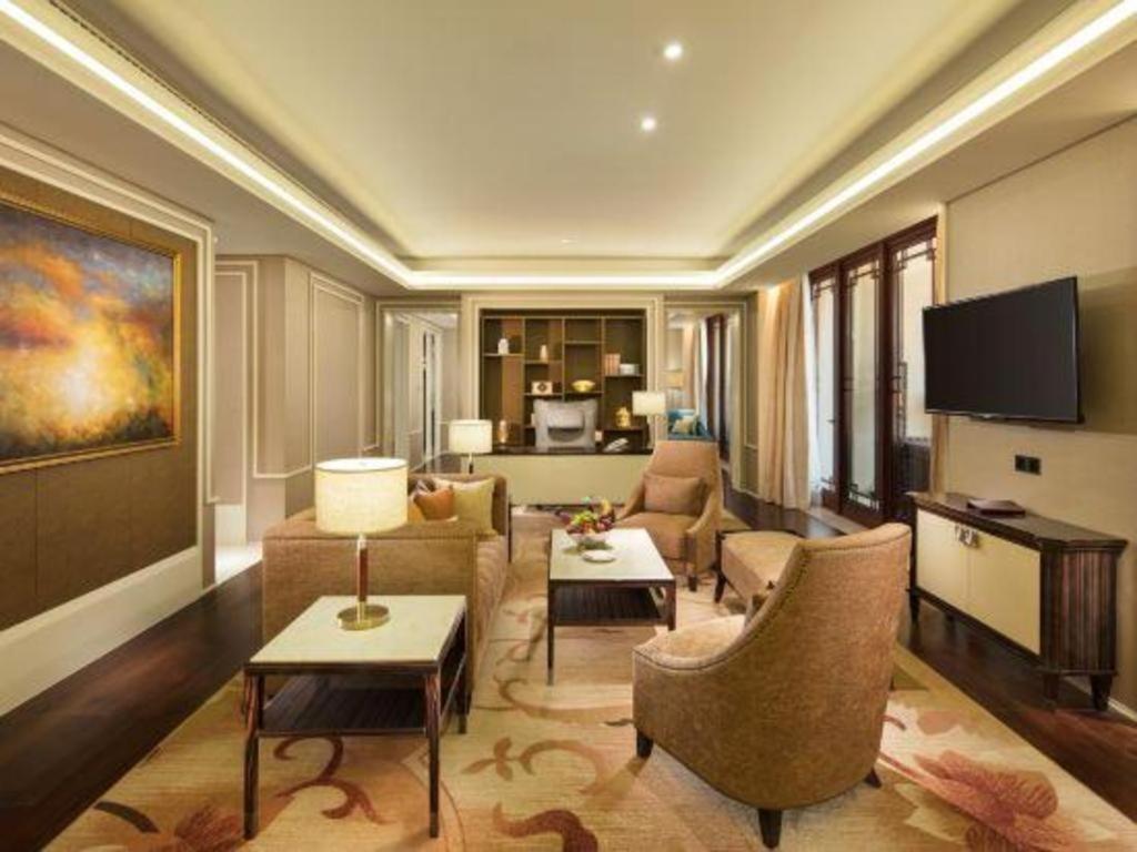 Grand Bay Hotel Beijing Xiaotangzhuang Exterior photo
